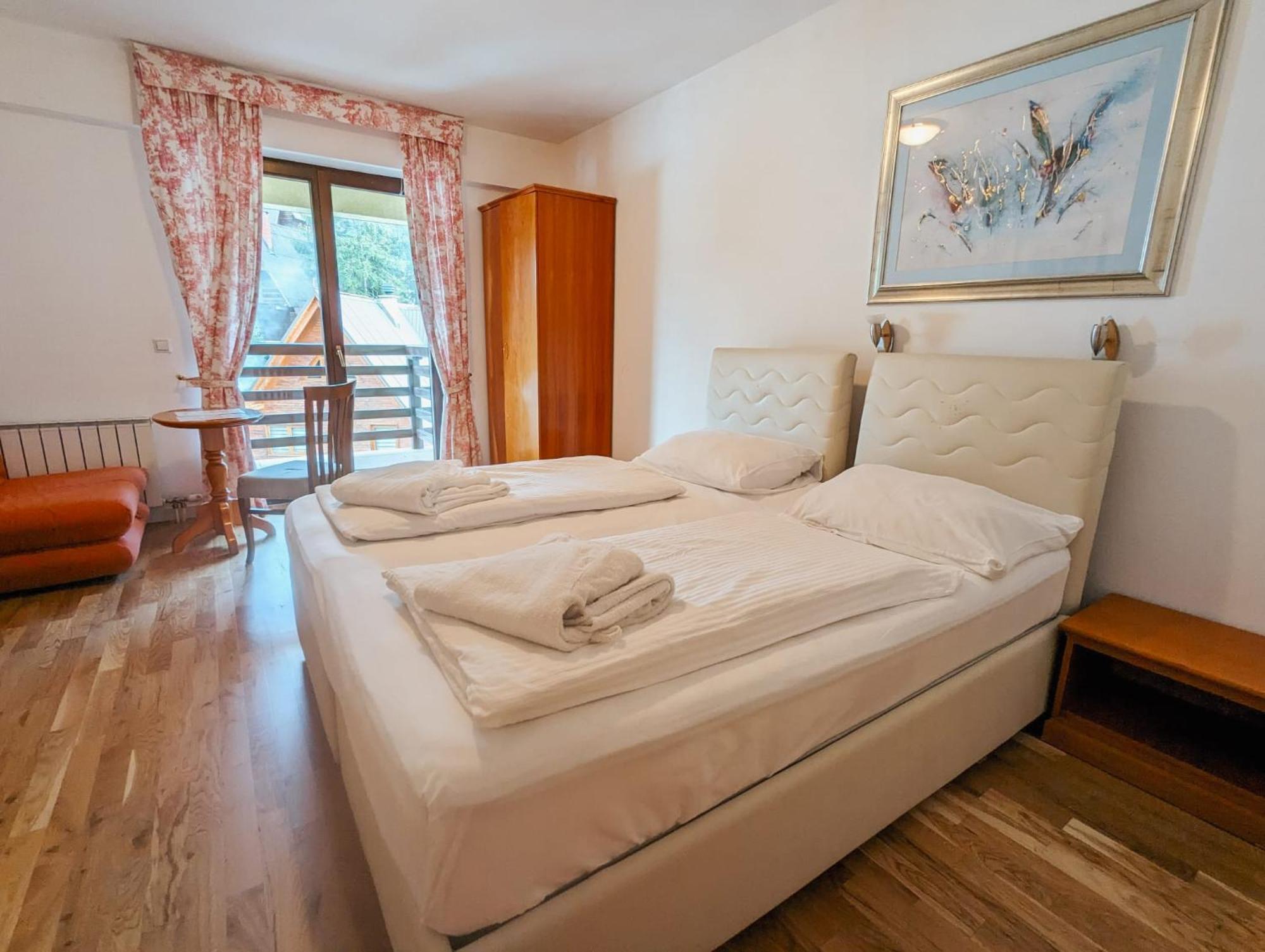 Hotel Pahuljica Vlasic Bagian luar foto