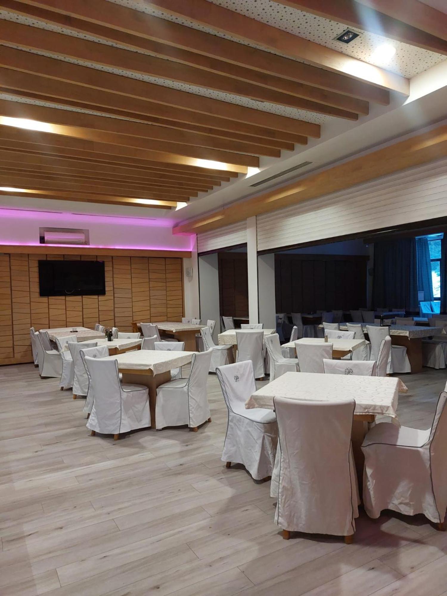Hotel Pahuljica Vlasic Bagian luar foto